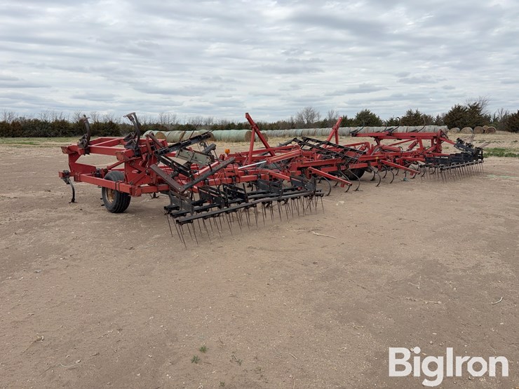 case-ih-4300-image-7