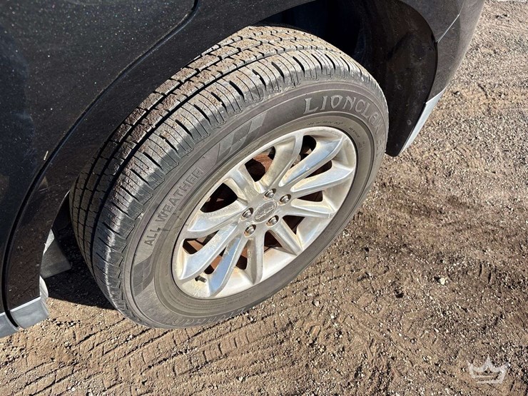 2013-lincoln-mkx-image-27