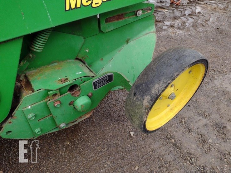 2004-john-deere-557-image-19