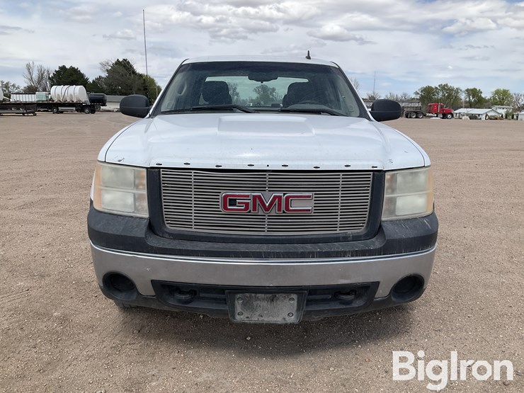 2007-gmc-sierra-1500-image-2