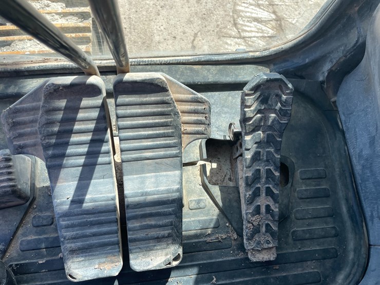 komatsu-pc308-image-84
