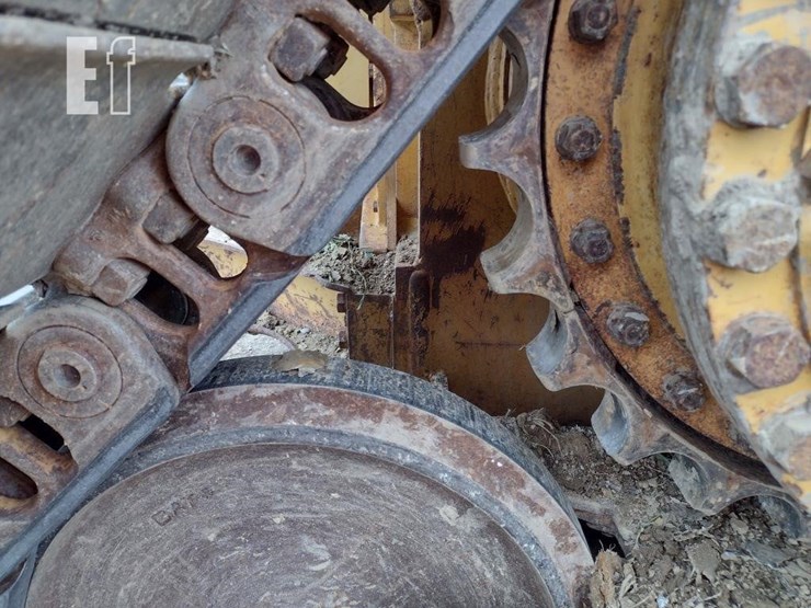2006-caterpillar-d6n-xl-image-28