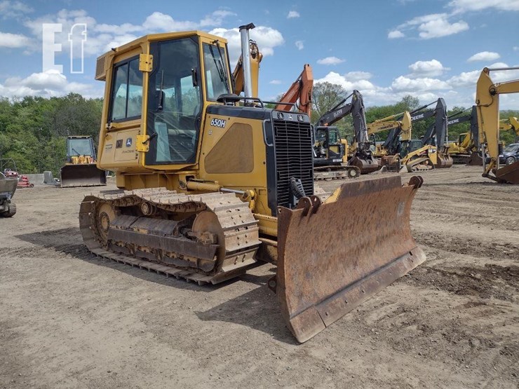 2003-deere-650h-lt-image-35