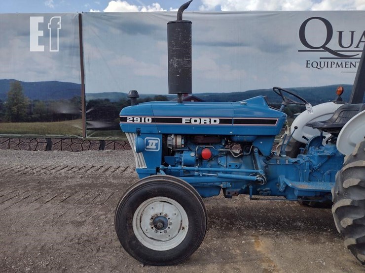 ford-2910-image-12