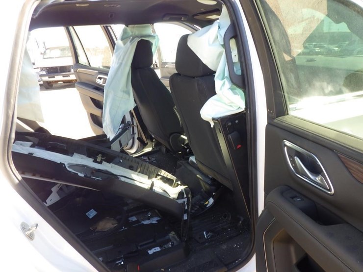 2022-chevrolet-tahoe-image-9