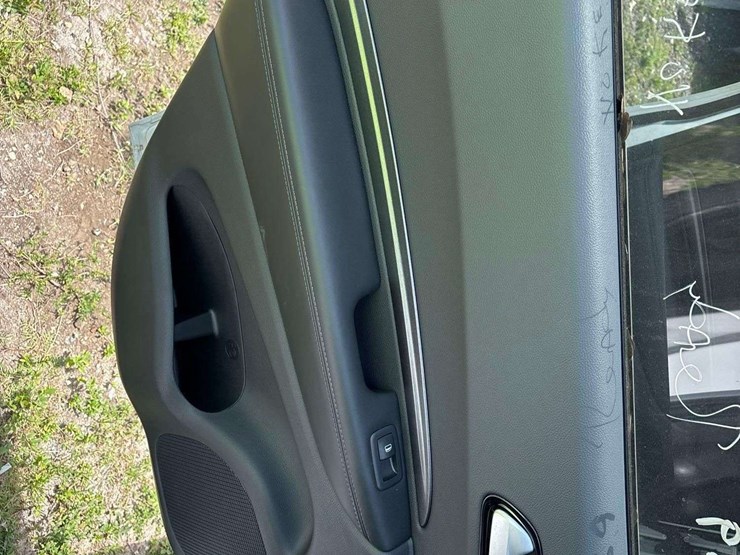 2023-dodge-durango-image-19