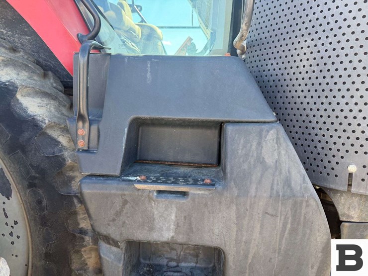 2015-case-ih-magnum-310-image-82