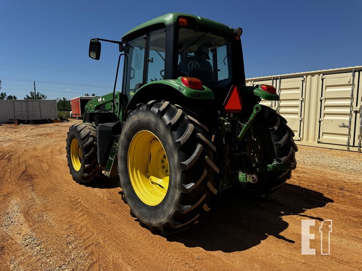 john-deere-6115m-image-3