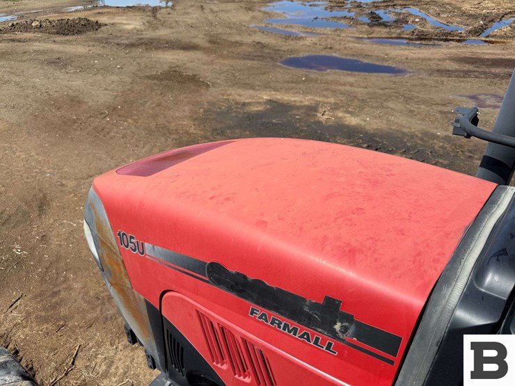 case-ih-farmall-105u-image-62