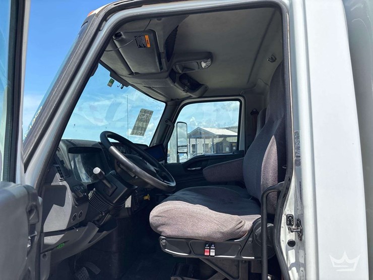 2019-international-mv607-image-8