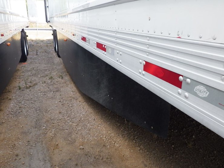 2019-utility-3000r-image-5