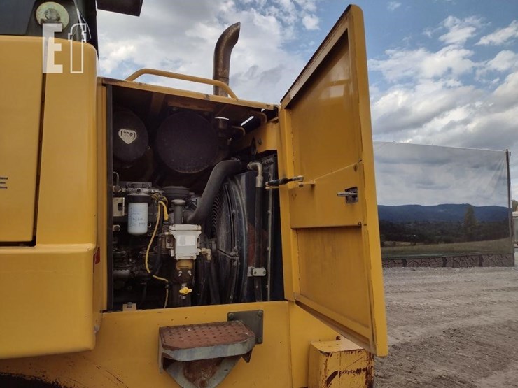 2004-deere-655c-ii-image-39