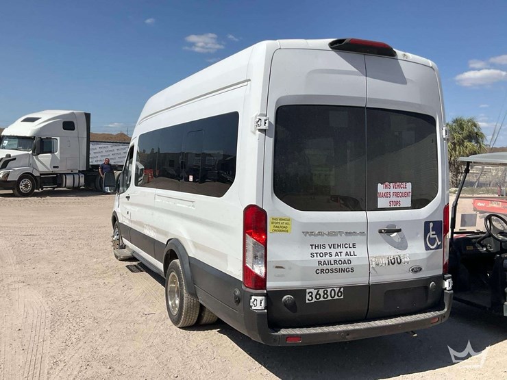 2019-ford-transit-image-4