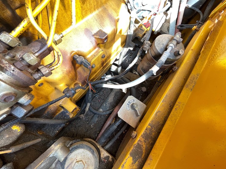 2000-deere-544h-image-31