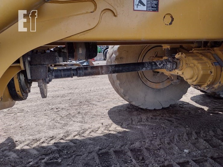 deere-300d-image-16