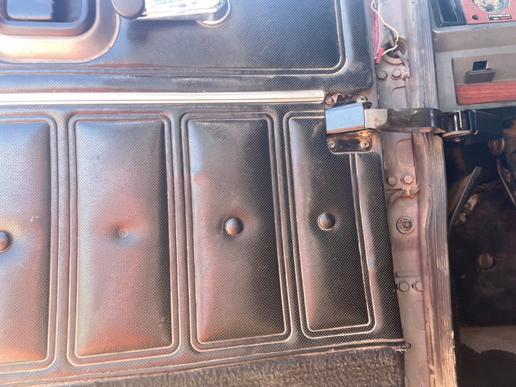 #4013-•-2000-quad-axle-mack-dump-truck-(has-wi-title)-image-88