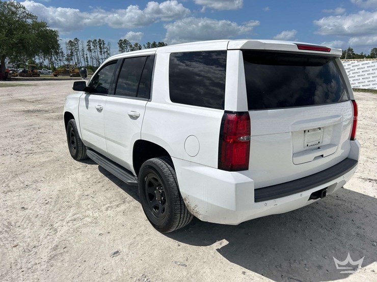 2018-chevrolet-tahoe-image-4