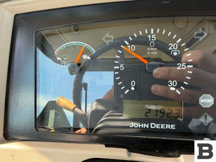 2009-john-deere-6115d-image-63