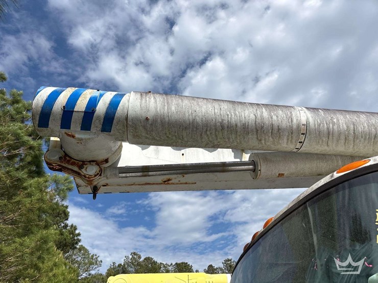 2010-international-durastar-4300-image-12