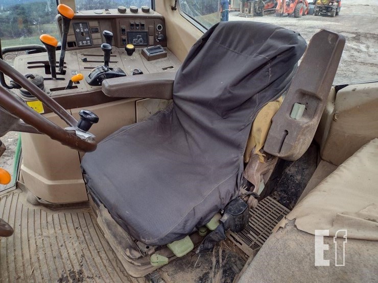 2001-john-deere-6410-image-13