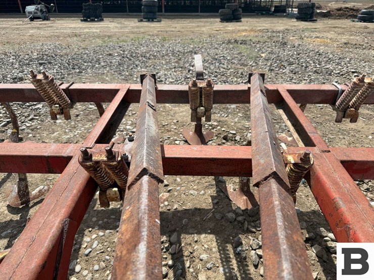 international-chisel-plow---othello,-wa-image-11