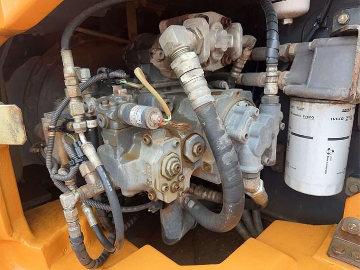 2019-case-cx145c-image-28