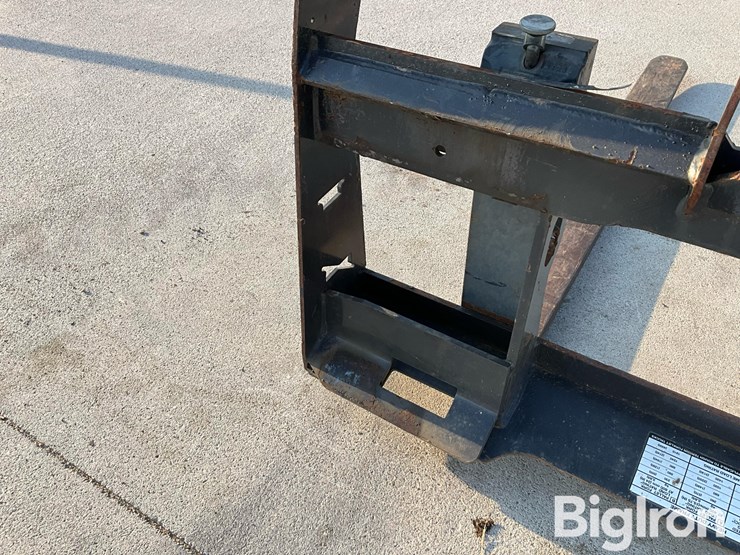 bobcat-pallet-fork-image-9