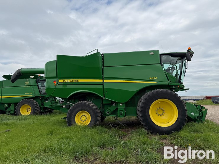 2015-john-deere-s670-image-4