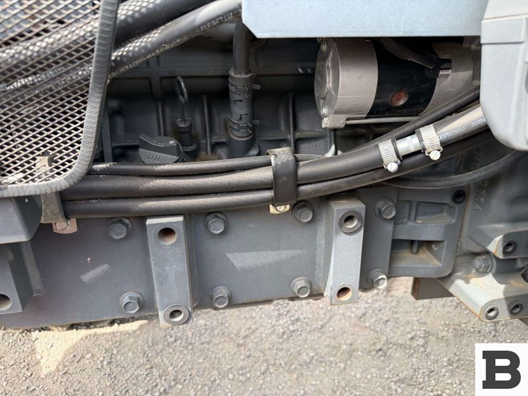 2013-kubota-m110gx-image-55