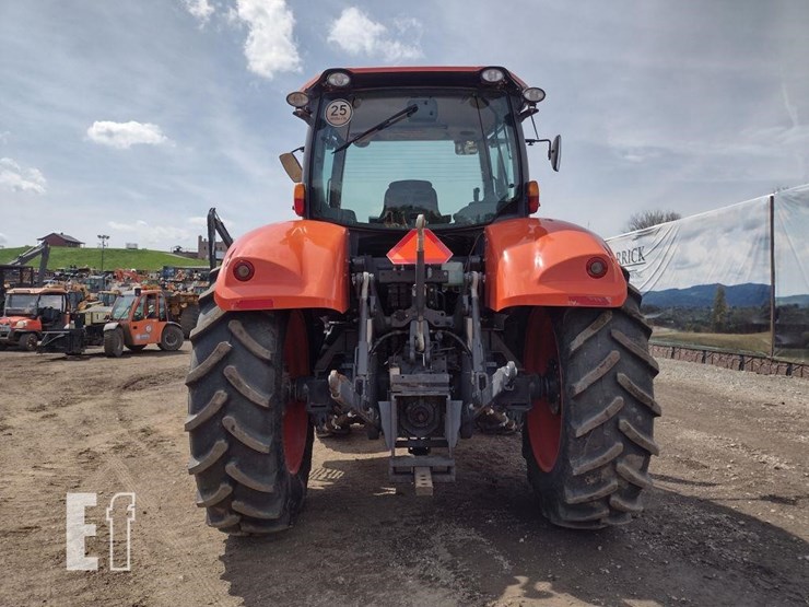 2021-kubota-m7-132-image-4