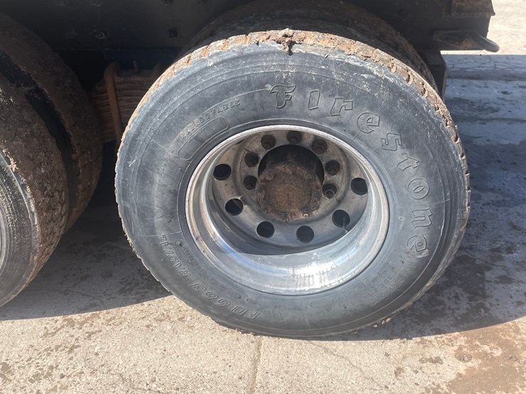 2013-mack-granite-104fr-image-9