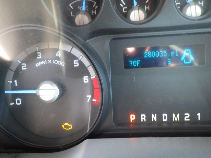 2015-ford-f350-image-14
