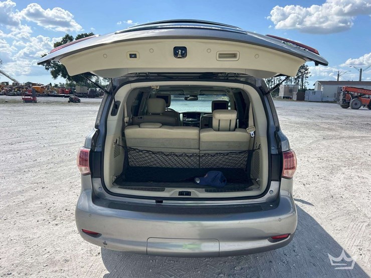 2012-infiniti-qx56-image-19