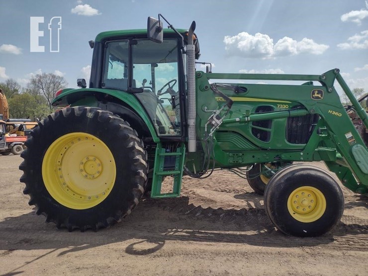 2009-john-deere-7330-image-23