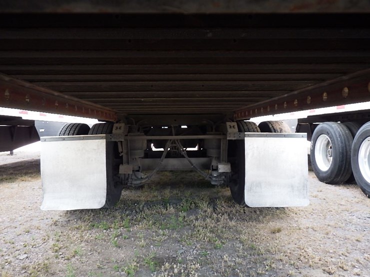 2019-utility-3000r-image-11