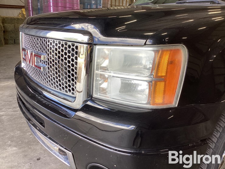 2010-gmc-sierra-1500-image-10