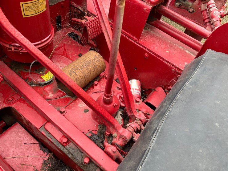 #4087-•-international-antique-dozer-image-35