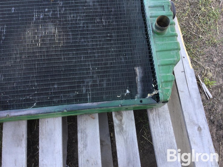 john-deere-4455-image-11