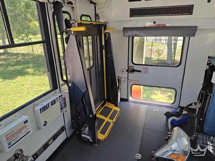 2019-ford-transit-image-20