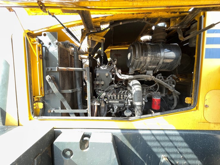 2005-komatsu-wa320-5l-image-35