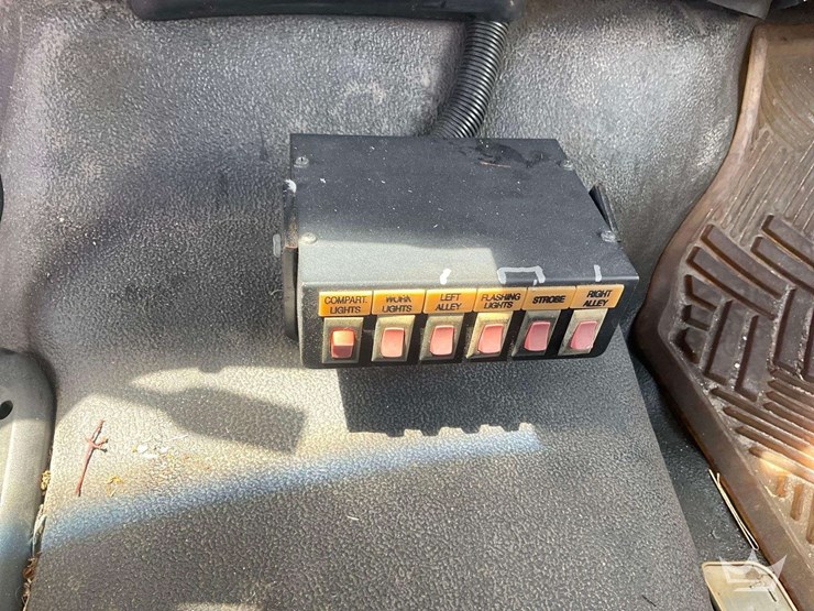 2000-ford-2000-image-14