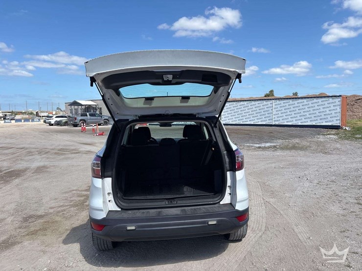 2017-ford-escape-image-21