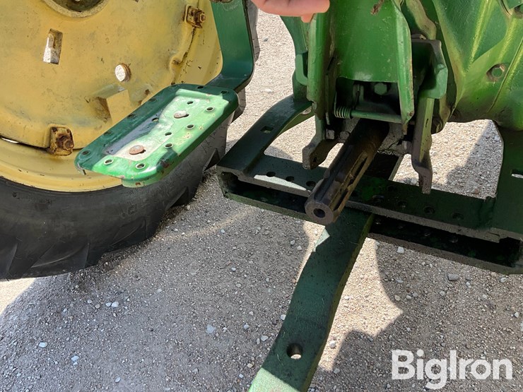 1951-john-deere-b-image-14