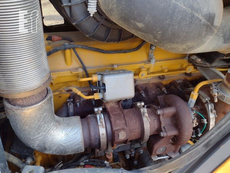 deere-1050-p-tier-image-57