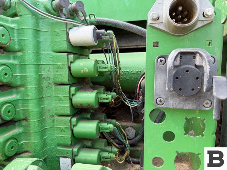 2007-john-deere-8430-image-54