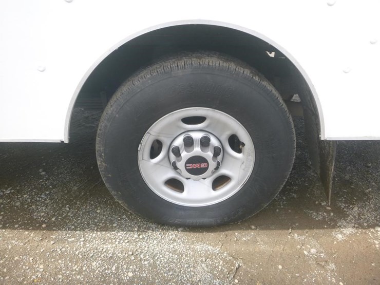 2021-gmc-3500-image-18