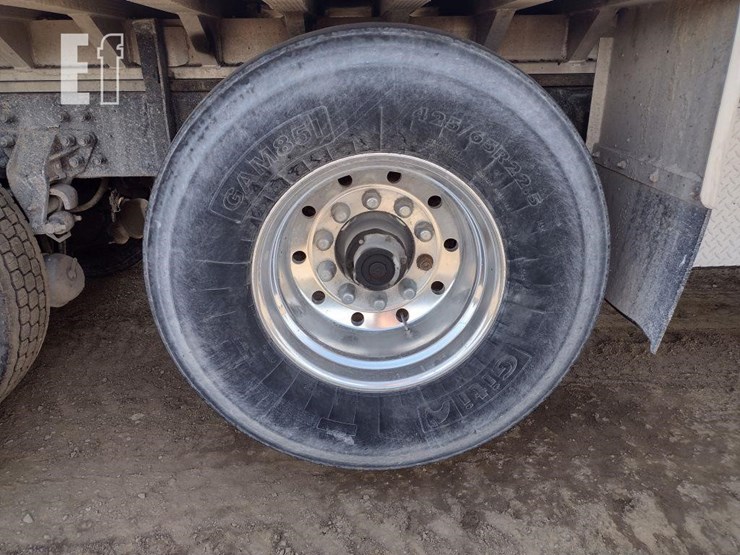 1999-kenworth-t800-image-29