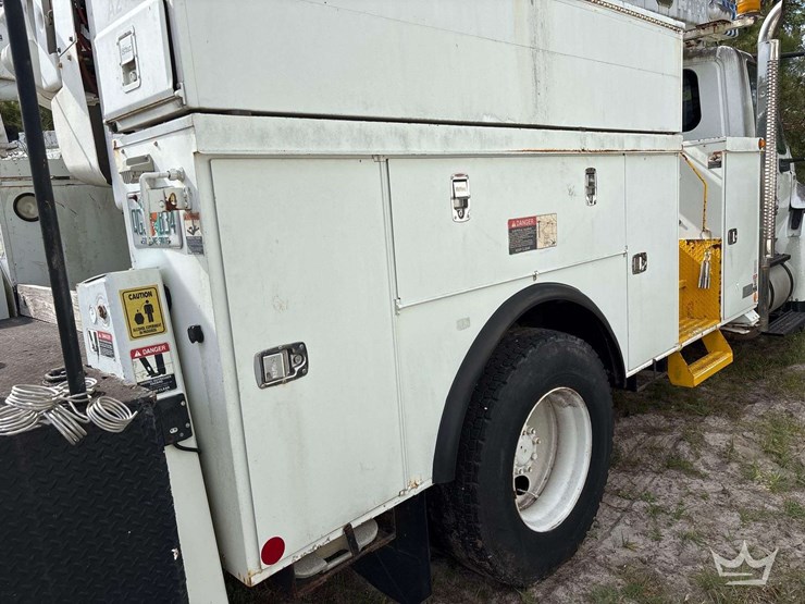 2010-international-durastar-4300-image-31