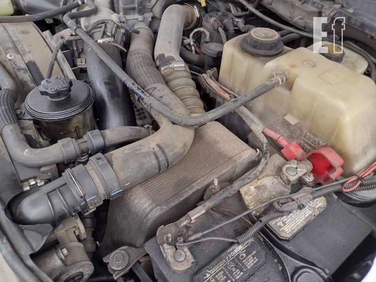 2019-ford-f550-image-21