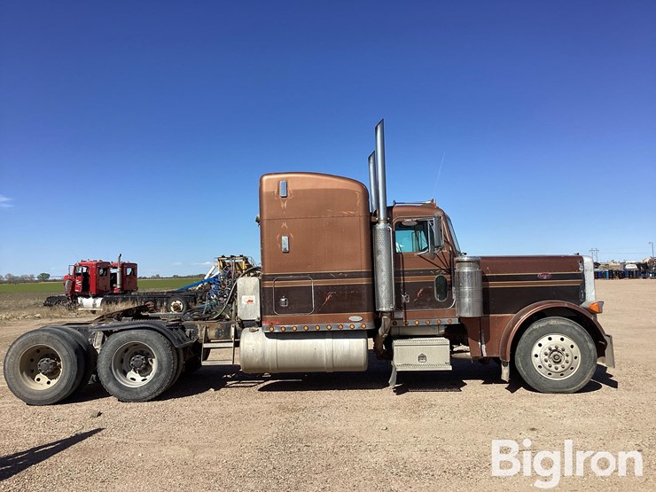 1994-peterbilt-379-image-4